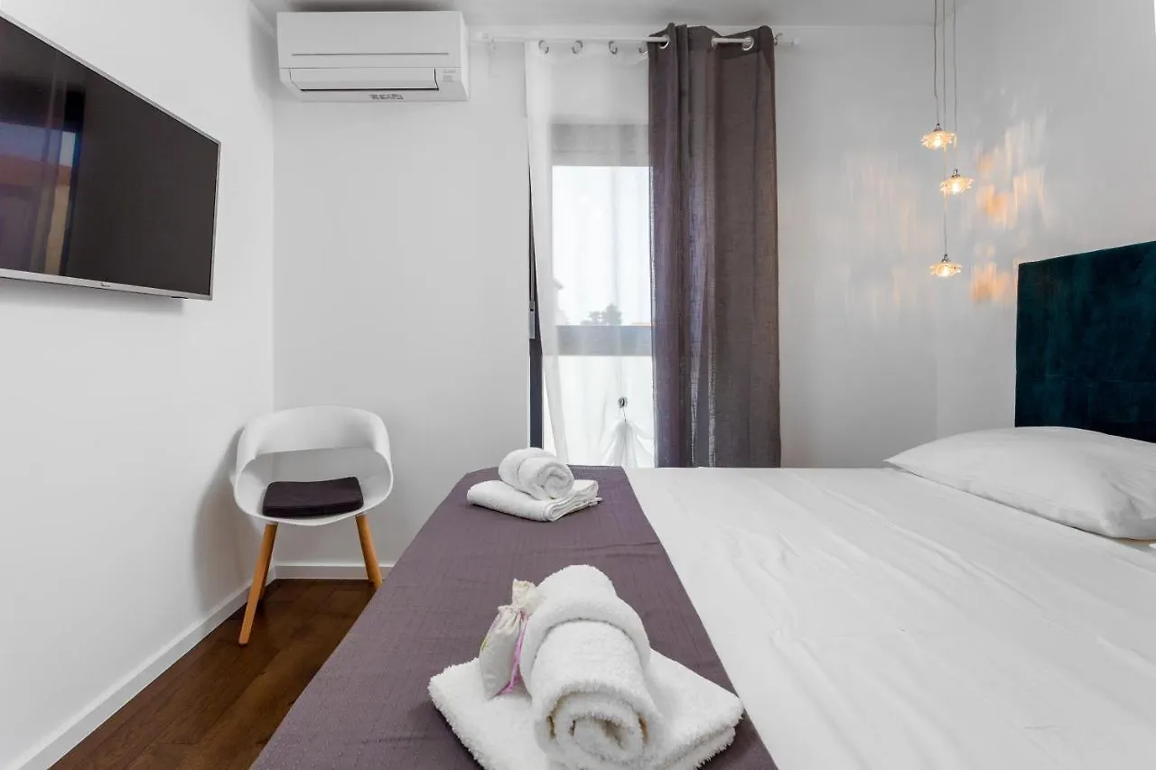 Apartment Villa Mare'S 1 Split