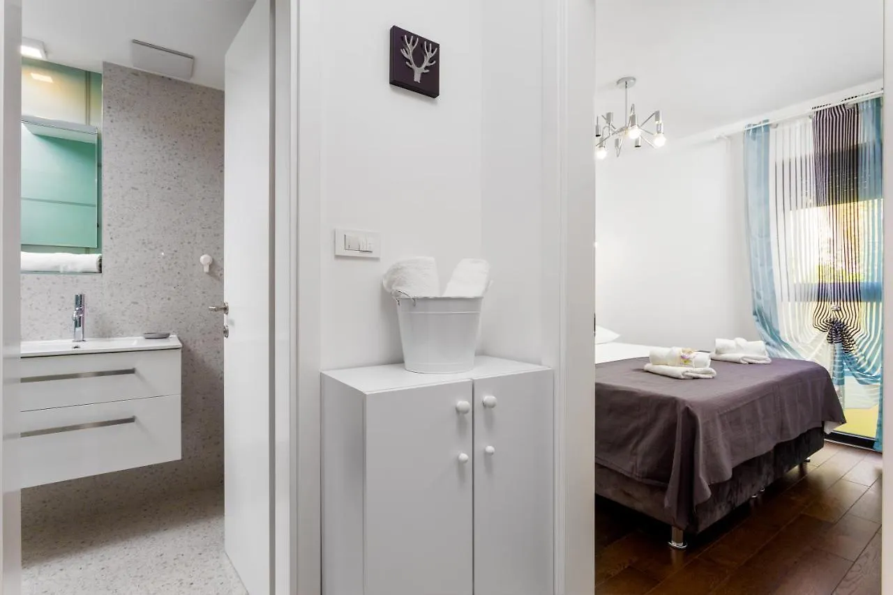 Apartment Villa Mare'S 1 Split